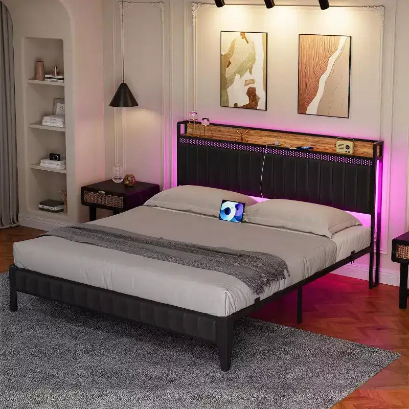 Lit Plateforme avec Cadre de Lit LED, Rembourré avec Station de Recharge et Tête de Lit Rangement, Support Solide à Lattes Métalliques, Silencieux (Noir)