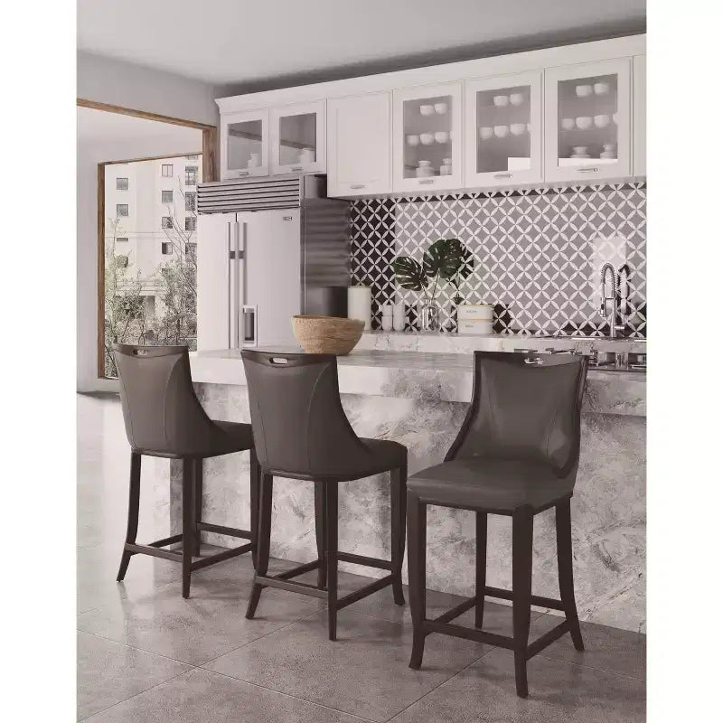 Lot de 2 tabourets de bar rembourrés « Empereur » en similicuir et bois de hêtre